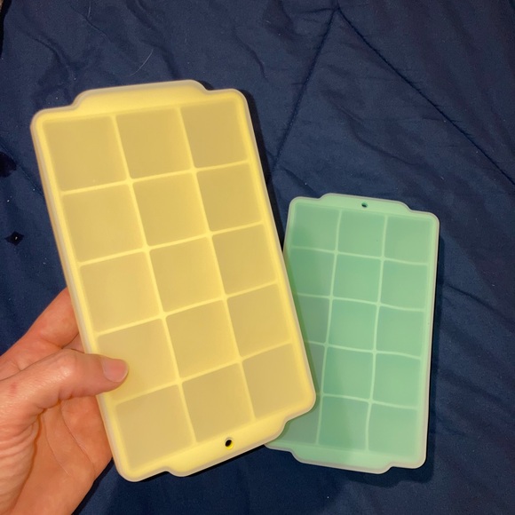 Silicone Ice Cube Tray Set - Yellow and Green - Picture 4 of 4